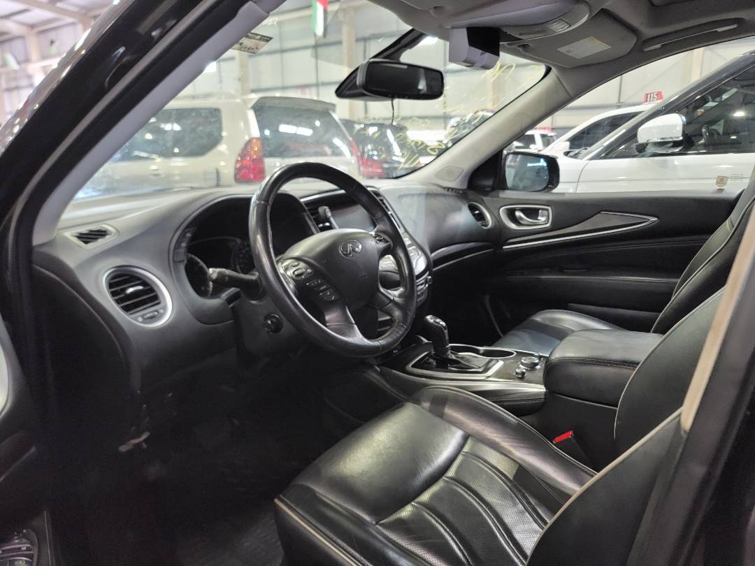 2019 INFINITI QX60 — 164407 KM — Lot 12167755 — Souq - Marhaba Auctions Used Cars - Image 6