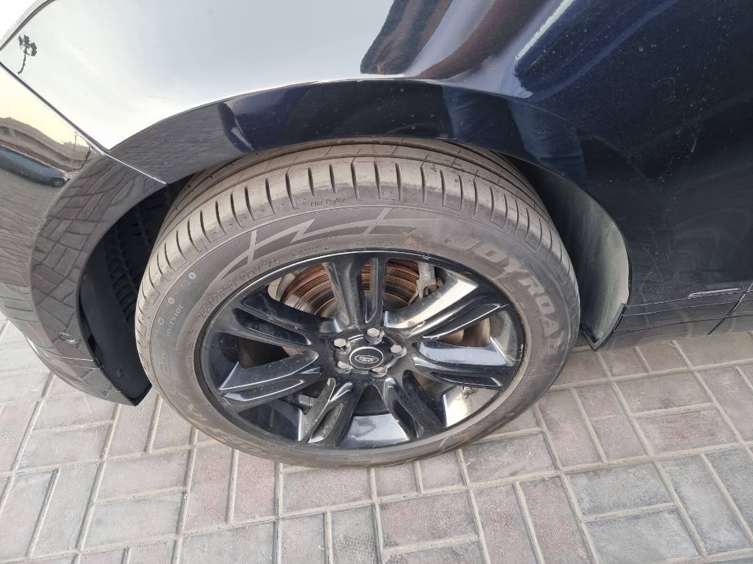 LAND ROVER RANGE ROVER VELAR 2019 - Marhaba Auction Used Cars - Image 10