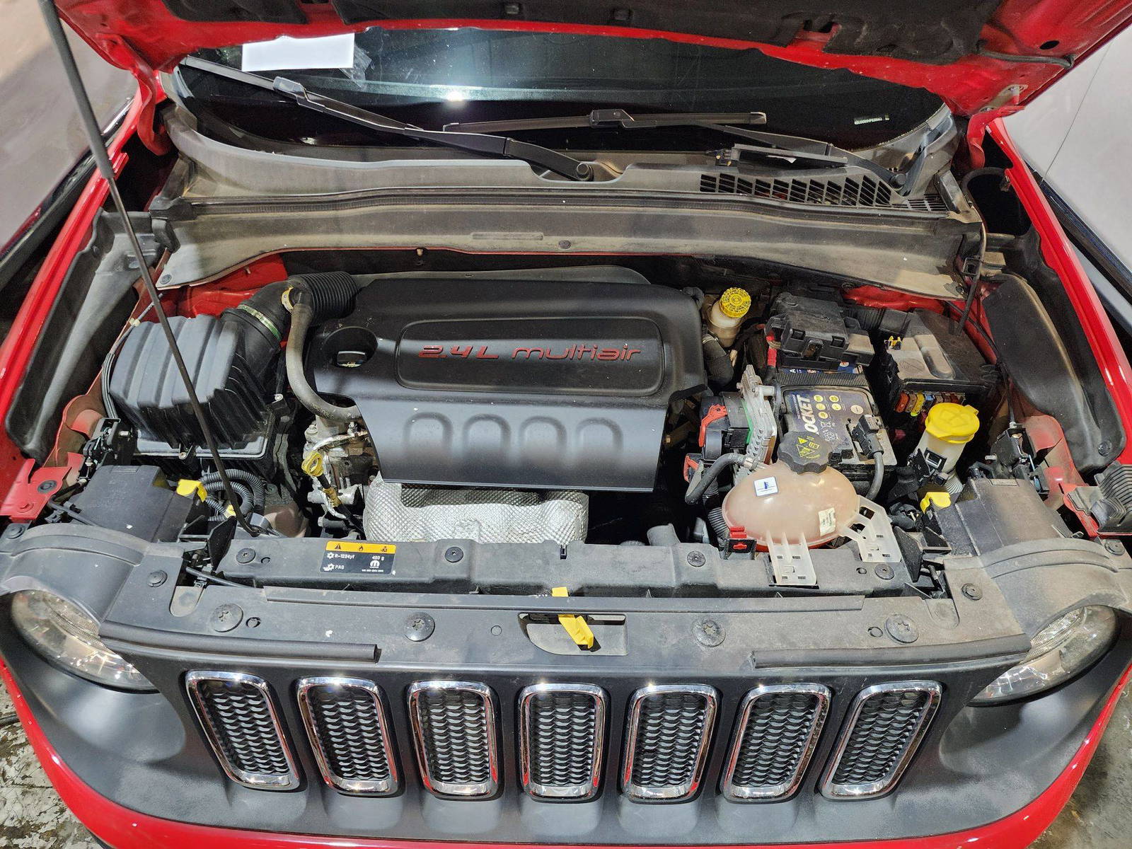 2017 JEEP RENEGADE SPORT — 96320 KM — Lot E58963 — Al Quoz - Marhaba Auctions Used Cars - Image 13