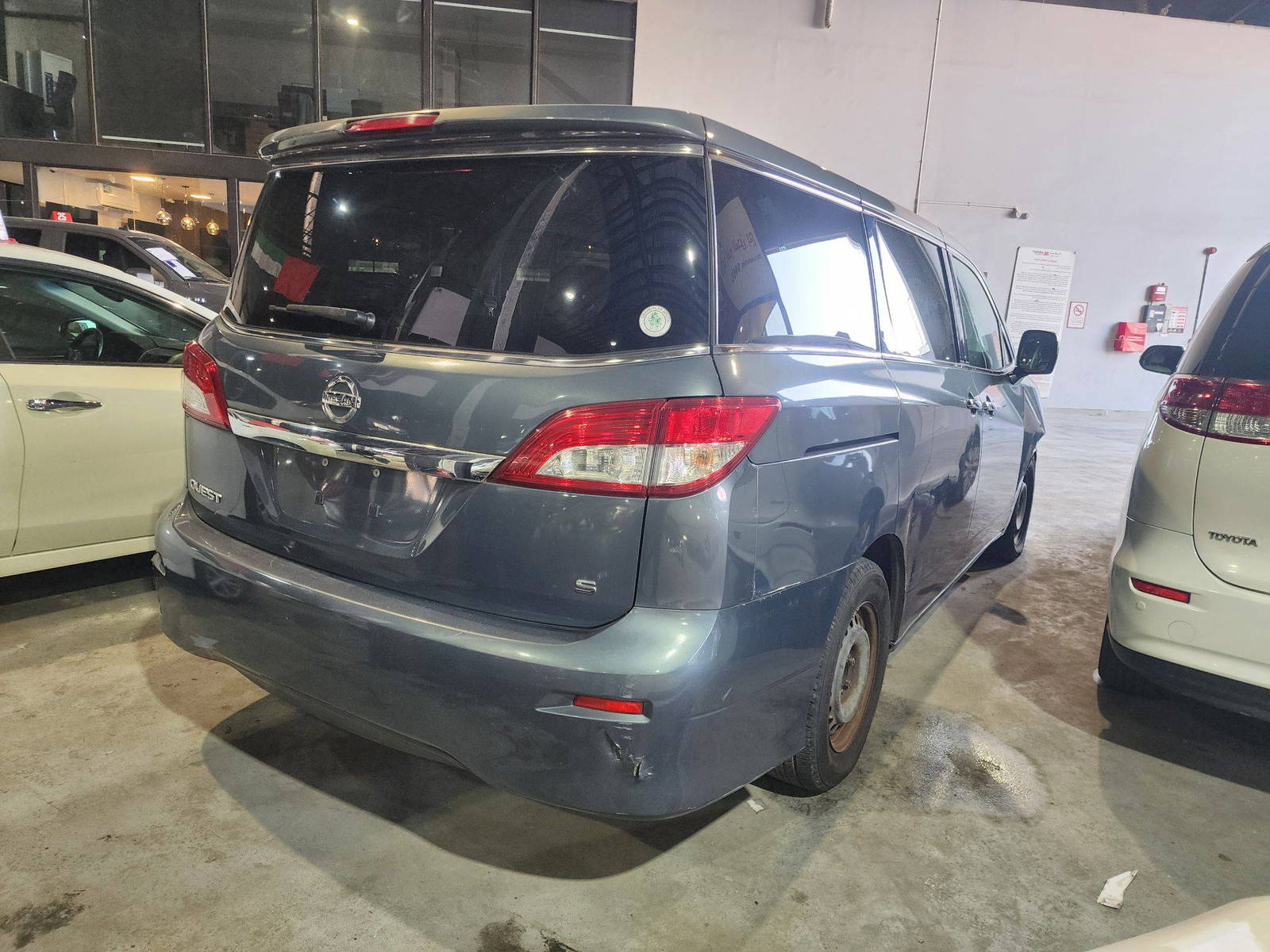 2012 NISSAN QUEST — 176969 Miles — Lot 72076335 — Al Quoz - Marhaba Auctions Used Cars - Image 5