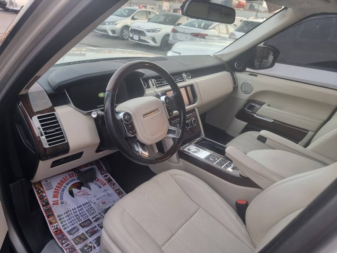2015 LAND ROVER RANGE ROVER SUPERCHARGED — 155500 Miles — Lot 205395 — Souq - Marhaba Auctions Used Cars - Image 6