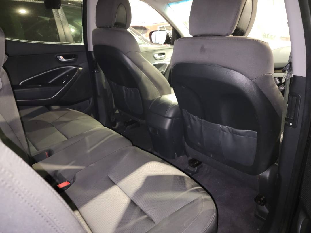 2013 HYUNDAI SANTA FE — 143186 Miles — Lot G021570 - Marhaba Auctions Used Cars - Image 4