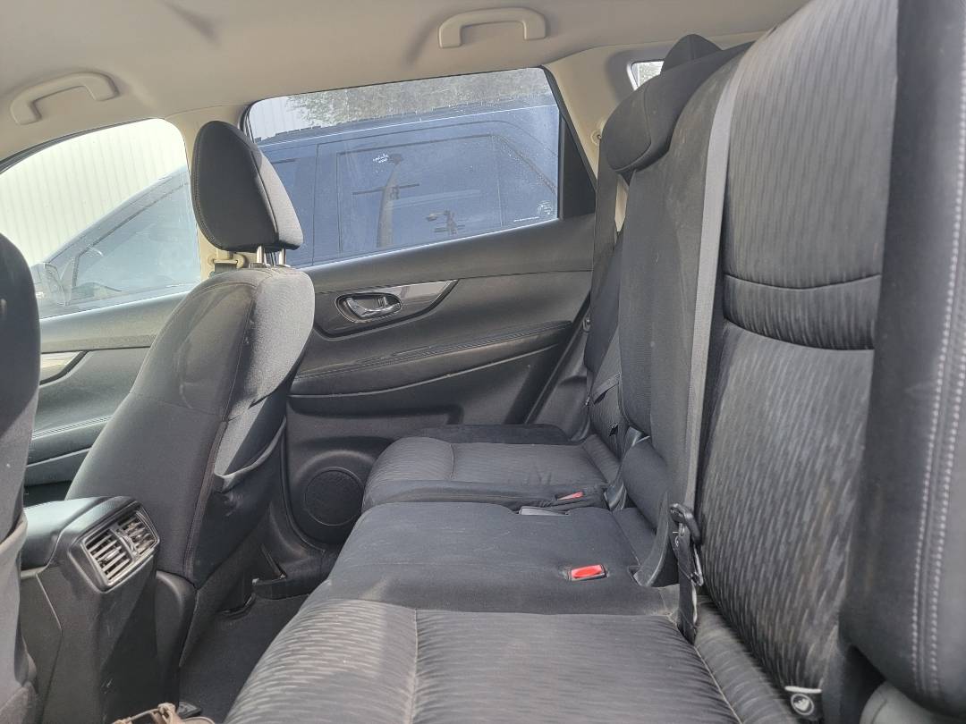 2017 NISSAN ROGUE — 115002 Miles — Lot W381869 — Main - Marhaba Auctions Used Cars - Image 5