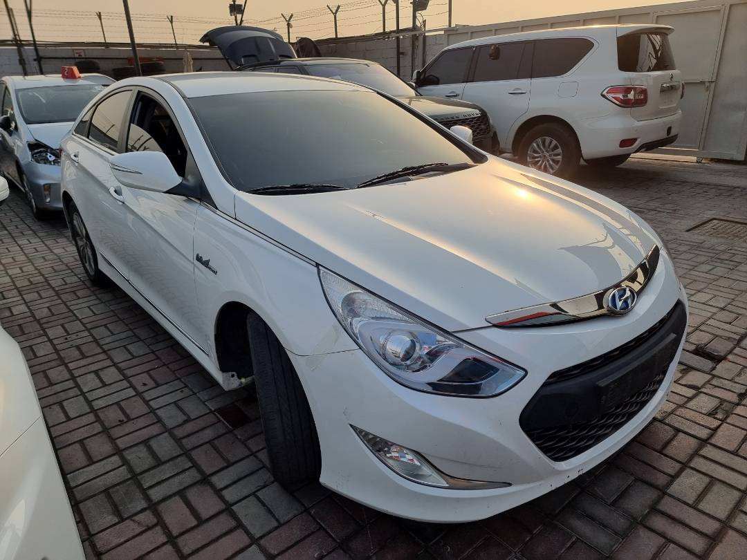 2014 HYUNDAI SONATA — 177255 KM — Lot 215487 — Ind. 12 - Marhaba Auctions Used Cars - Image 3