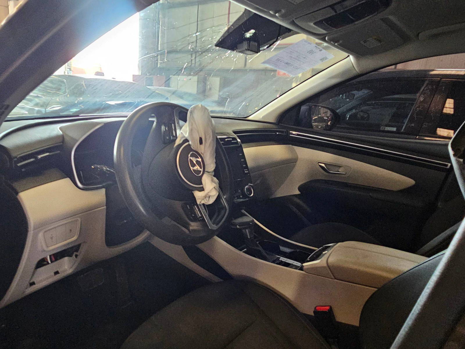 2022 HYUNDAI TUCSON — 49718 Miles — Lot 97654135 — Main - Marhaba Auctions Used Cars - Image 7