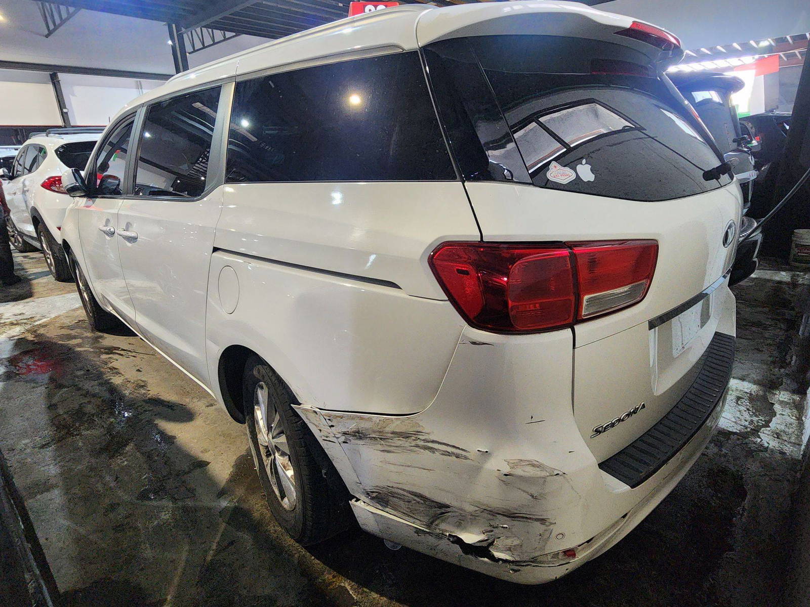 2015 KIA SEDONA — 144702 Miles — Lot 6039160 — Main - Marhaba Auctions Used Cars - Image 5