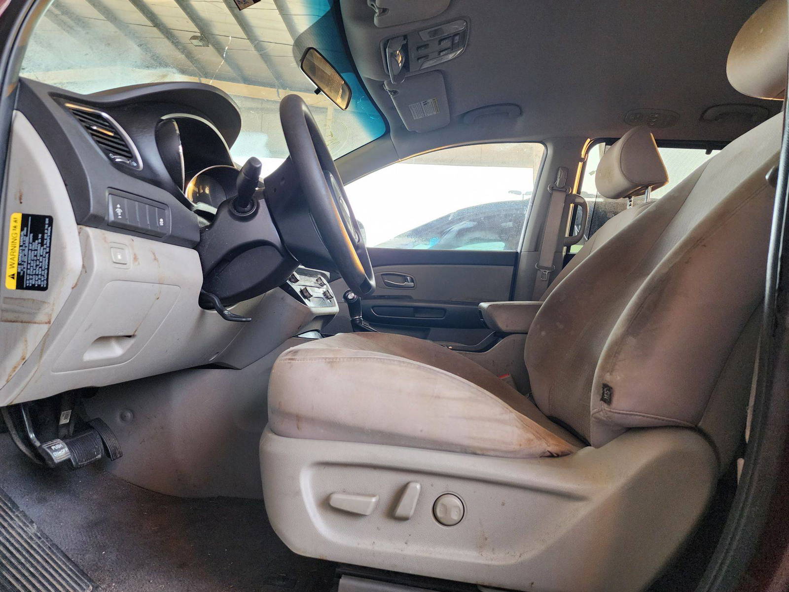 2016 KIA SEDONA — 109811 Miles — Lot 61817654 — Main - Marhaba Auctions Used Cars - Image 9