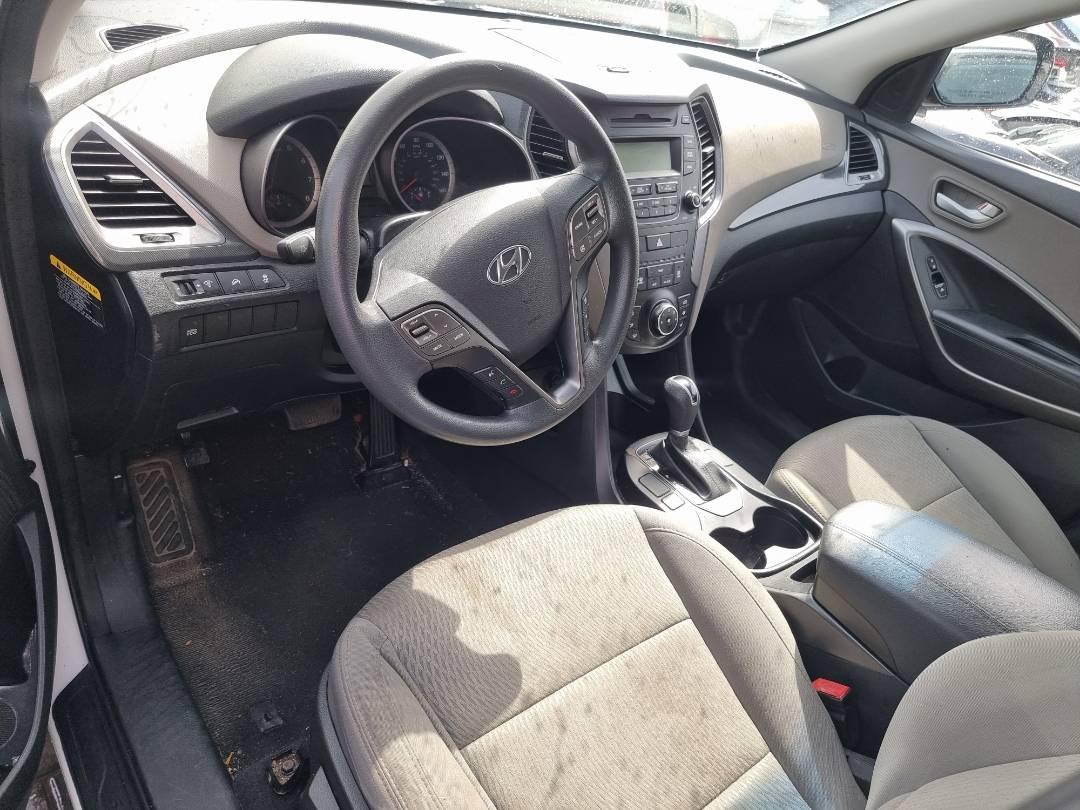 2016 HYUNDAI SANTA FE — 163273 Miles — Lot 125487 — Souq - Marhaba Auctions Used Cars - Image 6