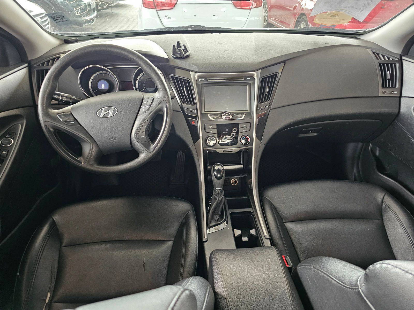 2012 HYUNDAI SONATA — 173456 KM — Lot 455498 — Souq - Marhaba Auctions Used Cars - Image 7