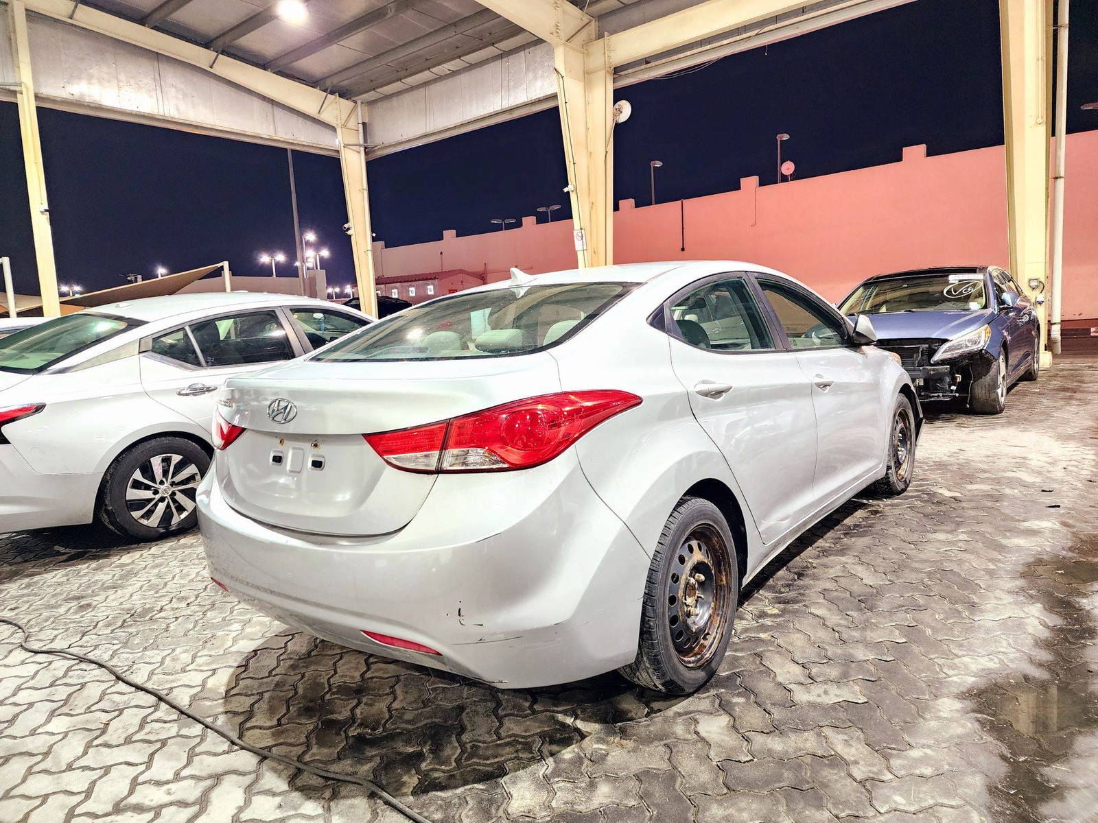 2011 HYUNDAI ELANTRA — 175986 Miles — Lot E3BH059450 — Main - Marhaba Auctions Used Cars - Image 3