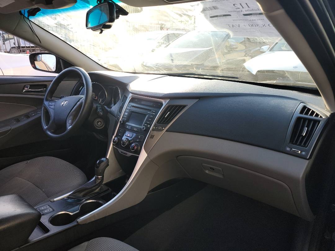 2014 HYUNDAI SONATA — 127093 Miles — Lot EH945958 - Marhaba Auctions Used Cars - Image 10