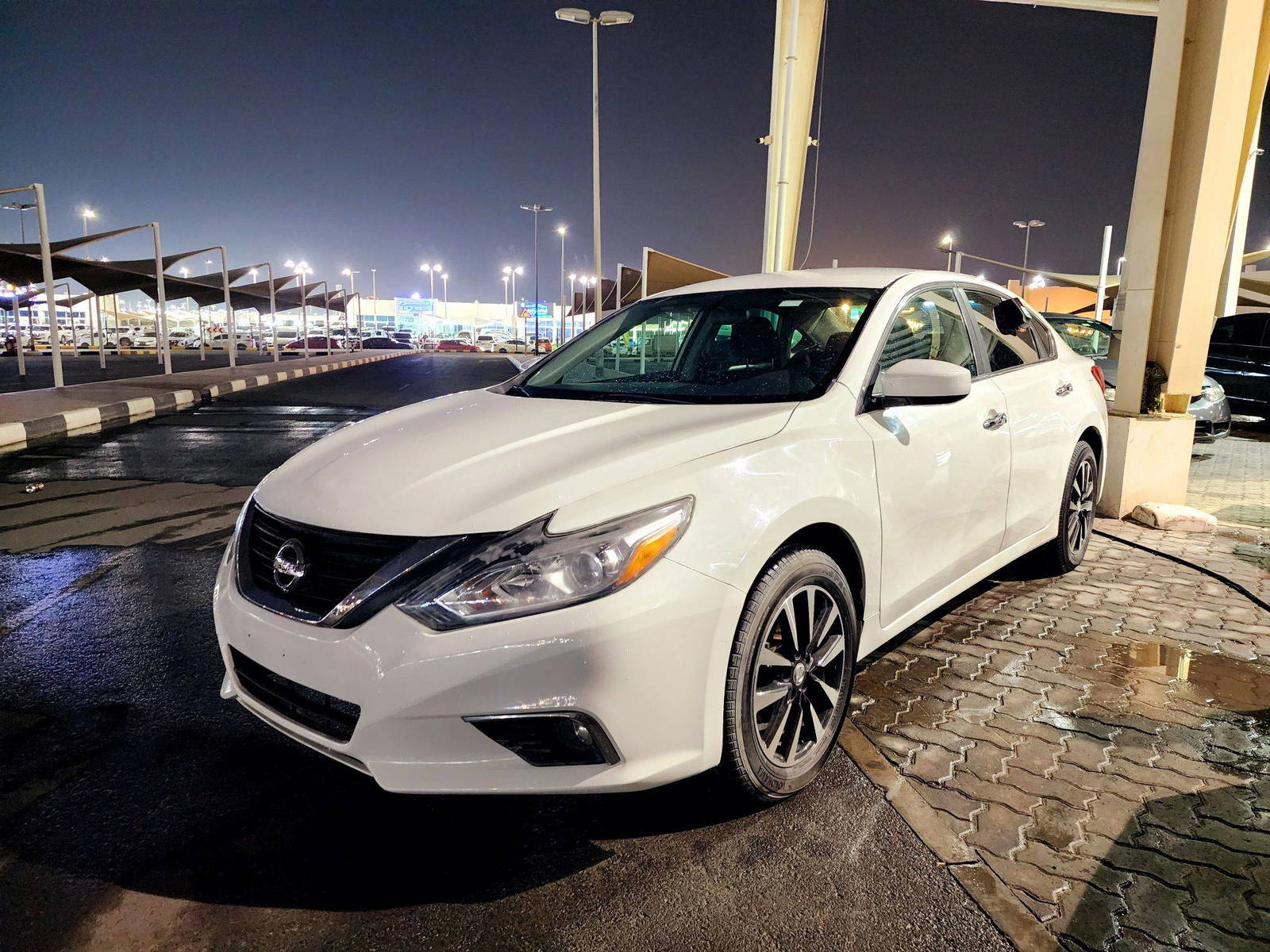2018 NISSAN ALTIMA — 91062 KM — Lot 7JC136870 — Souq - Marhaba Auctions Used Cars - Image 4