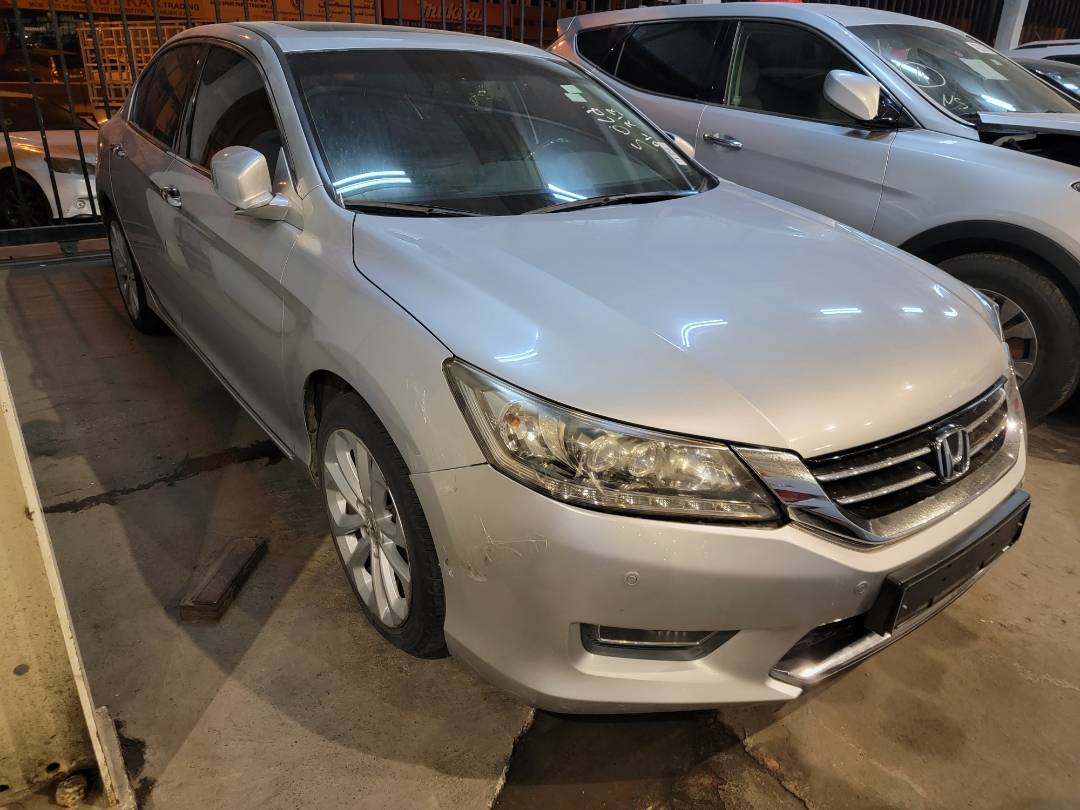 2013 HONDA ACCORD — 239075 KM — Lot 510283 — Main - Marhaba Auctions Used Cars - Image 3