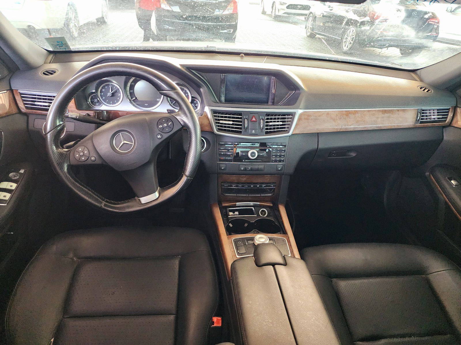 2010 MERCEDES BENZ E 350 — 149967 Miles — Lot 125487 — Souq - Marhaba Auctions Used Cars - Image 7