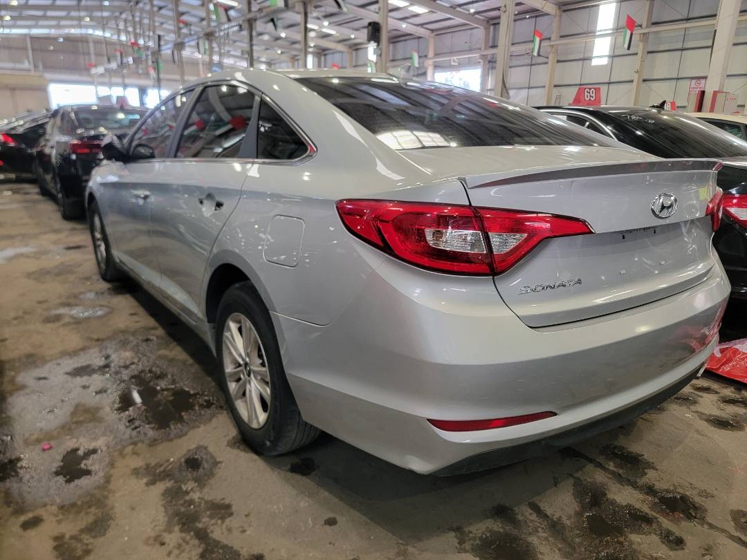2017 HYUNDAI SONATA — 88438 Miles — Lot 530046 — Main - Marhaba Auctions Used Cars - Image 5