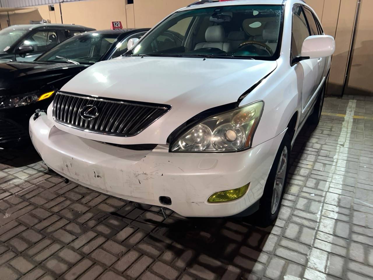 2007 LEXUS RX 350 — 172370 Miles — Lot 27C005207 - Marhaba Auctions Used Cars - Image 8