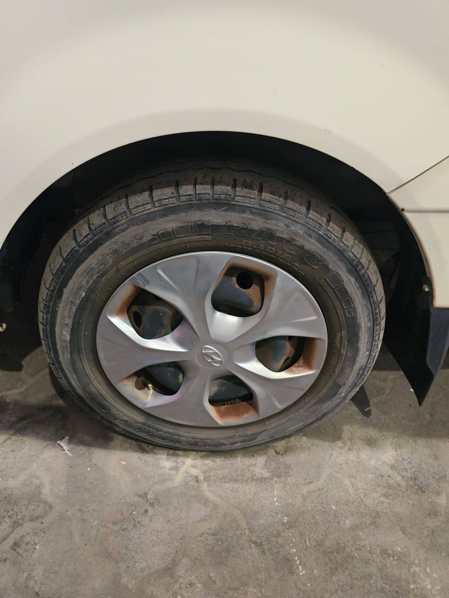 HYUNDAI PORTER 2 2018 - Marhaba Auction Used Cars - Image 7