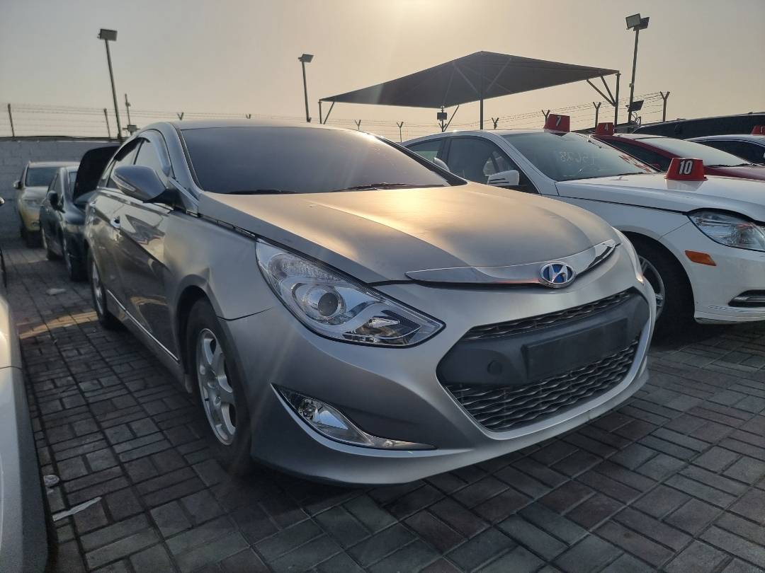 2012 HYUNDAI SONATA — 221970 KM — Lot 215418548 — Ind. 12 - Marhaba Auctions Used Cars - Image 4