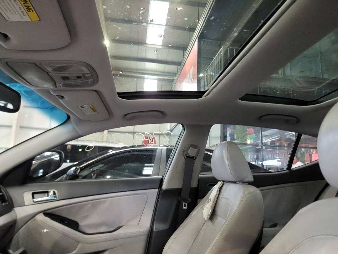 2011 KIA OPTIMA — 163498 Miles — Lot 37690908 - Marhaba Auctions Used Cars - Image 8