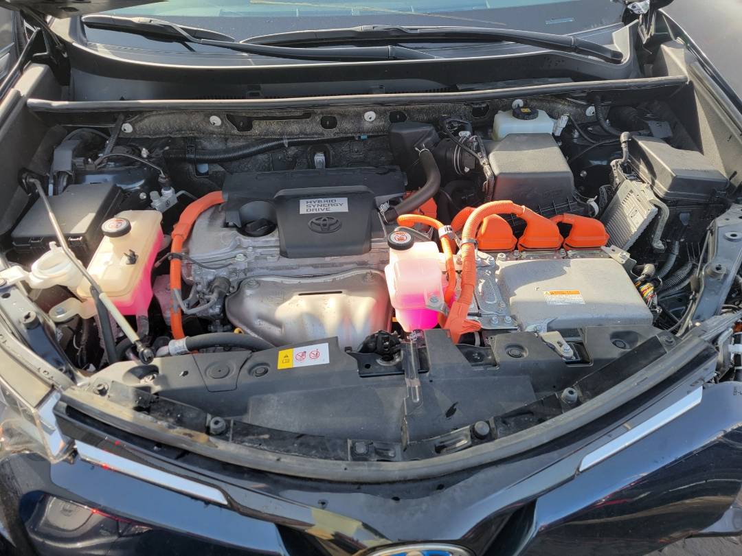 2018 TOYOTA RAV4 — 42284 Miles — Lot JREV7JD194821 — Main - Marhaba Auctions Used Cars - Image 12