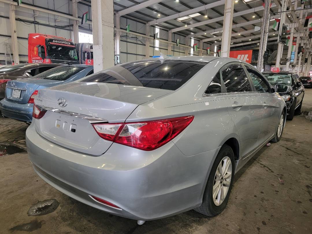2011 HYUNDAI SONATA — 212484 Miles — Lot 9BH076757 — Main - Marhaba Auctions Used Cars - Image 3