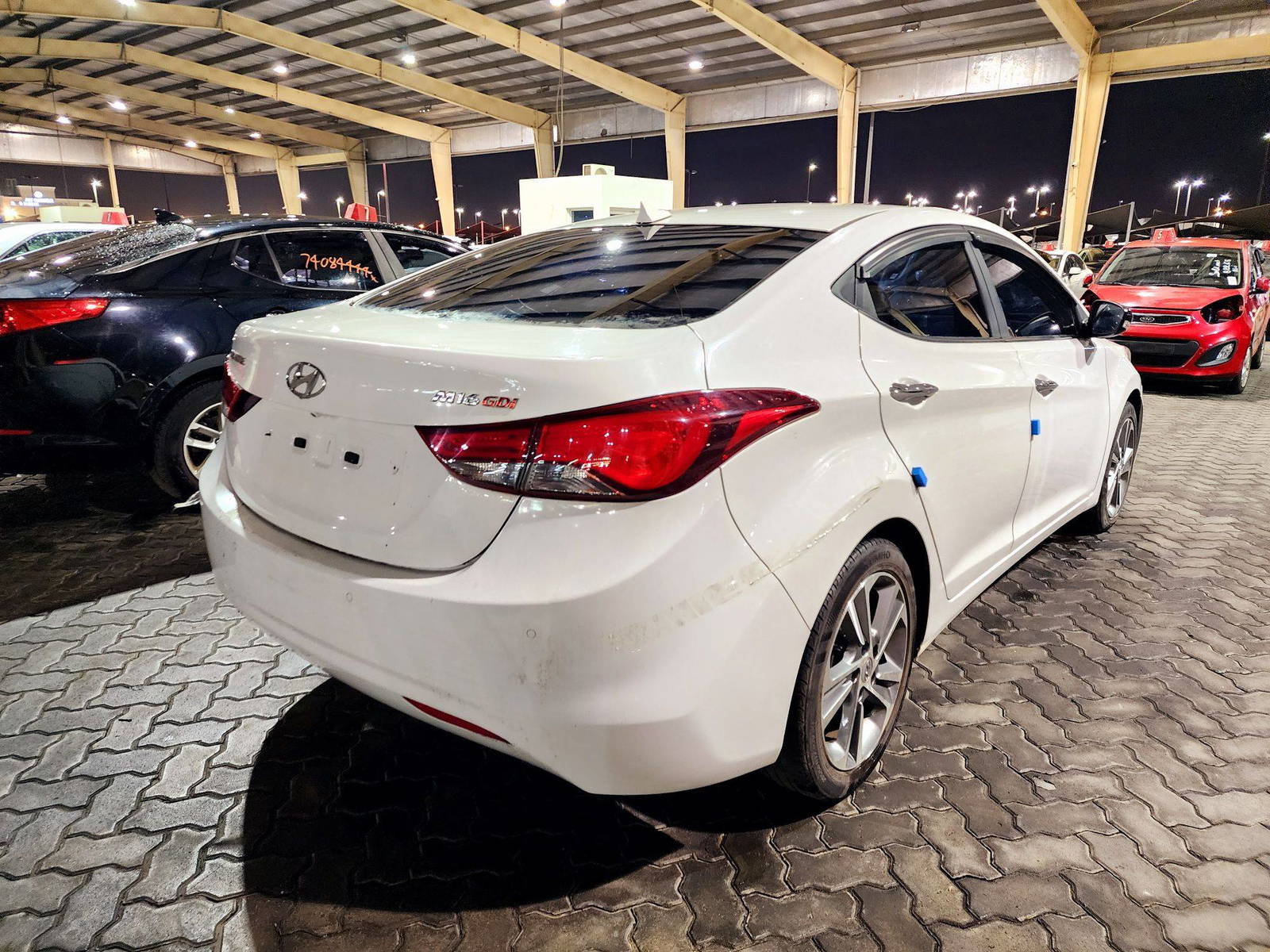 2012 HYUNDAI AVANTE — 161710 KM — Lot 213053 — Souq - Marhaba Auctions Used Cars - Image 4