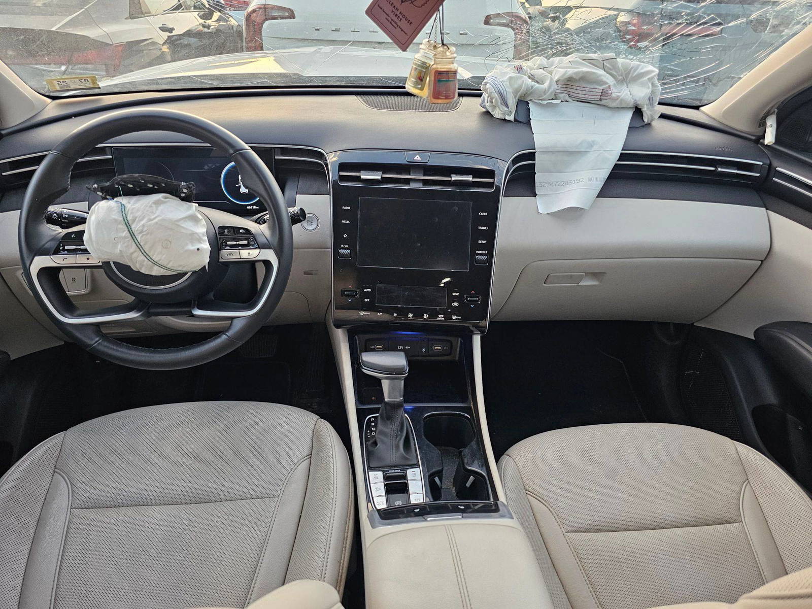 HYUNDAI TUCSON 2023 - Marhaba Auction Used Cars - Image 18