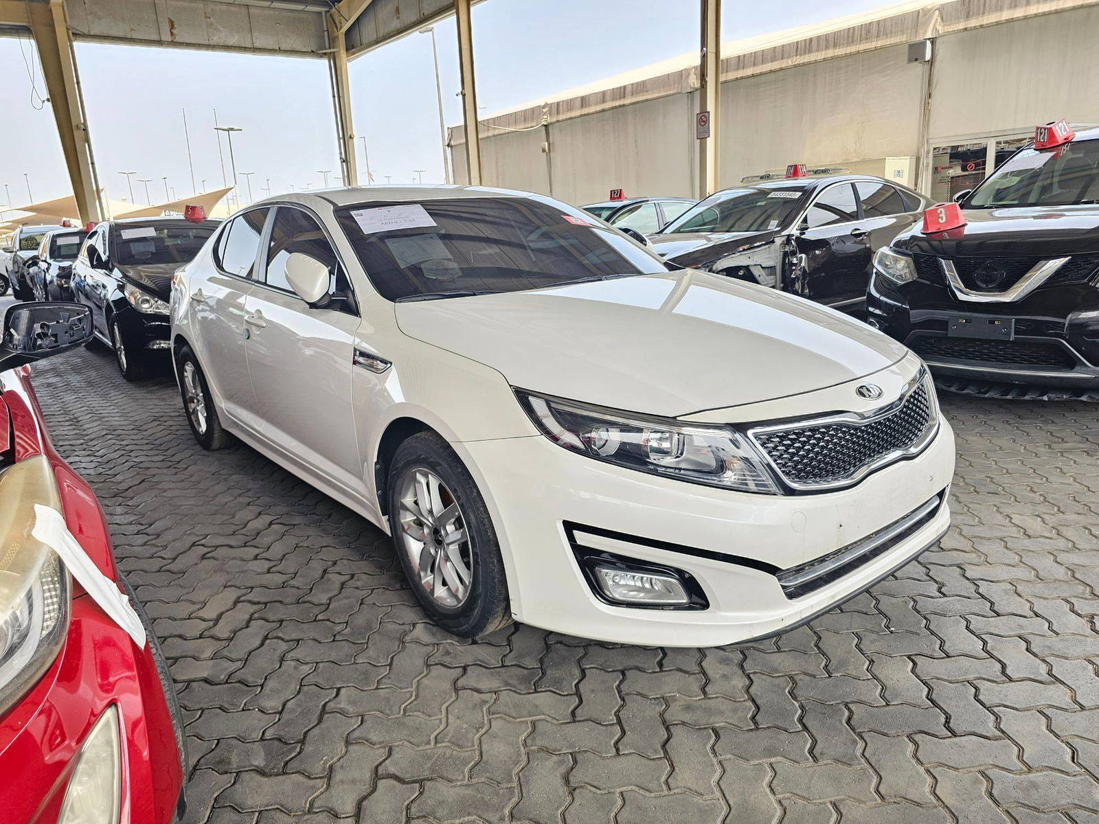 2014 KIA K5 — 177376 KM — Lot 433389 — Souq - Marhaba Auctions Used Cars - Image 3