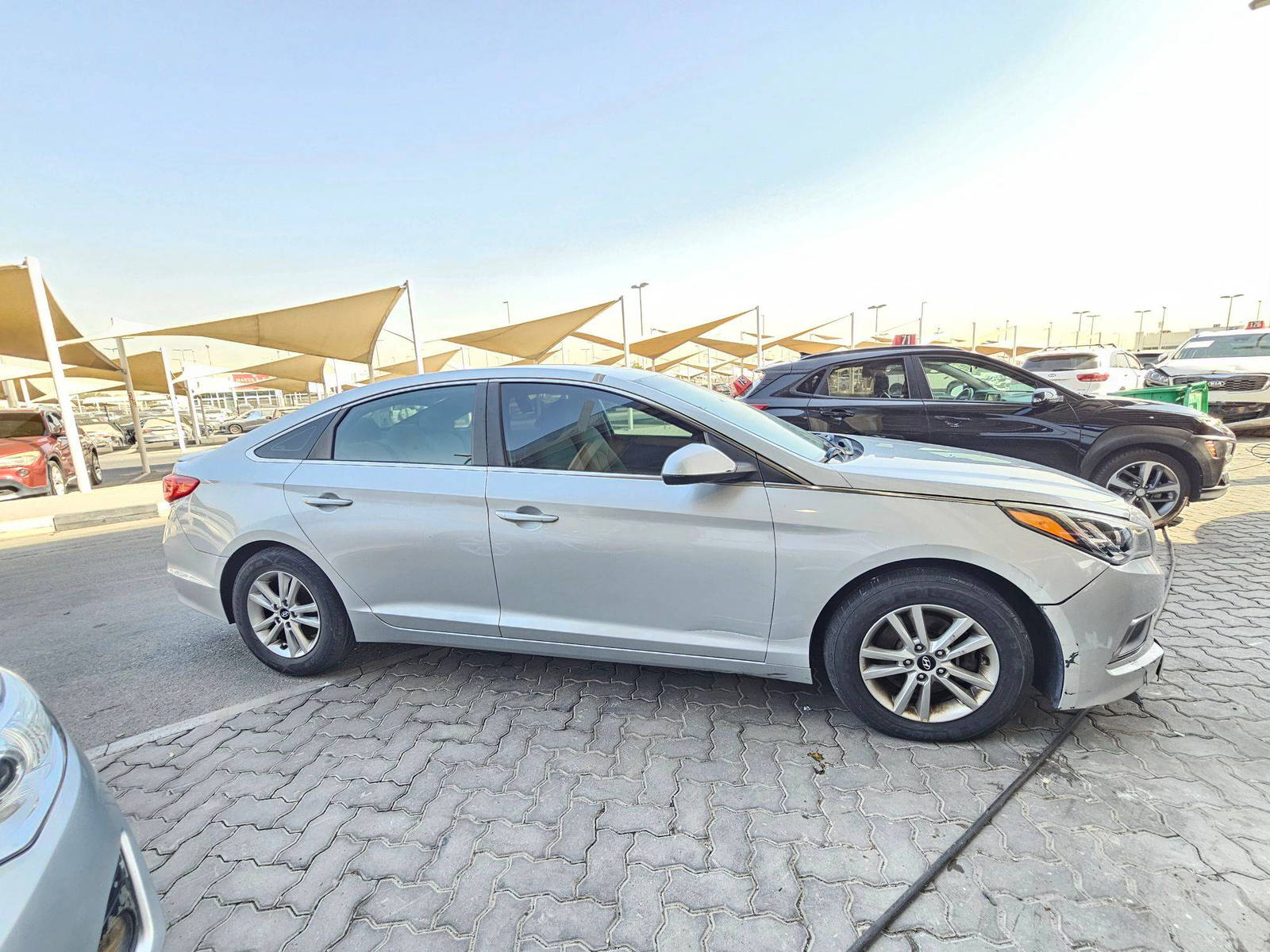 2017 HYUNDAI SONATA — 151525 Miles — Lot AF9HH504698 — Souq - Marhaba Auctions Used Cars - Image 4
