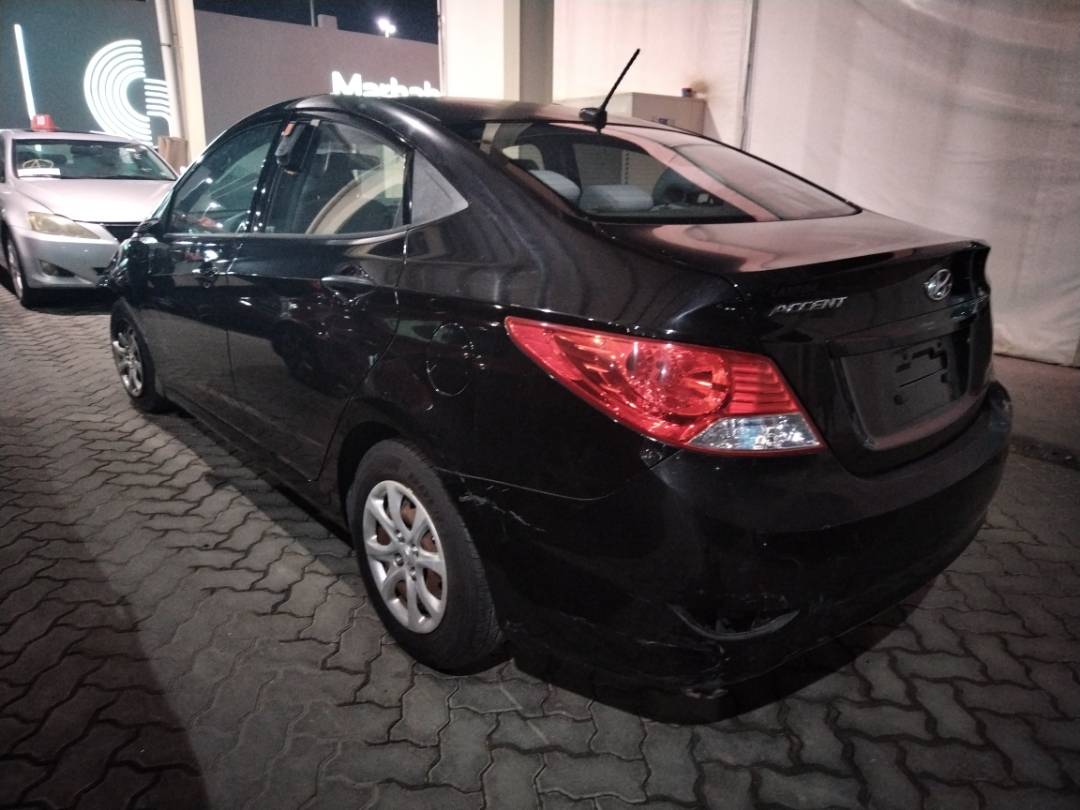 2012 HYUNDAI ACCENT — 136037 Miles — Lot 68102043 - Marhaba Auctions Used Cars - Image 4