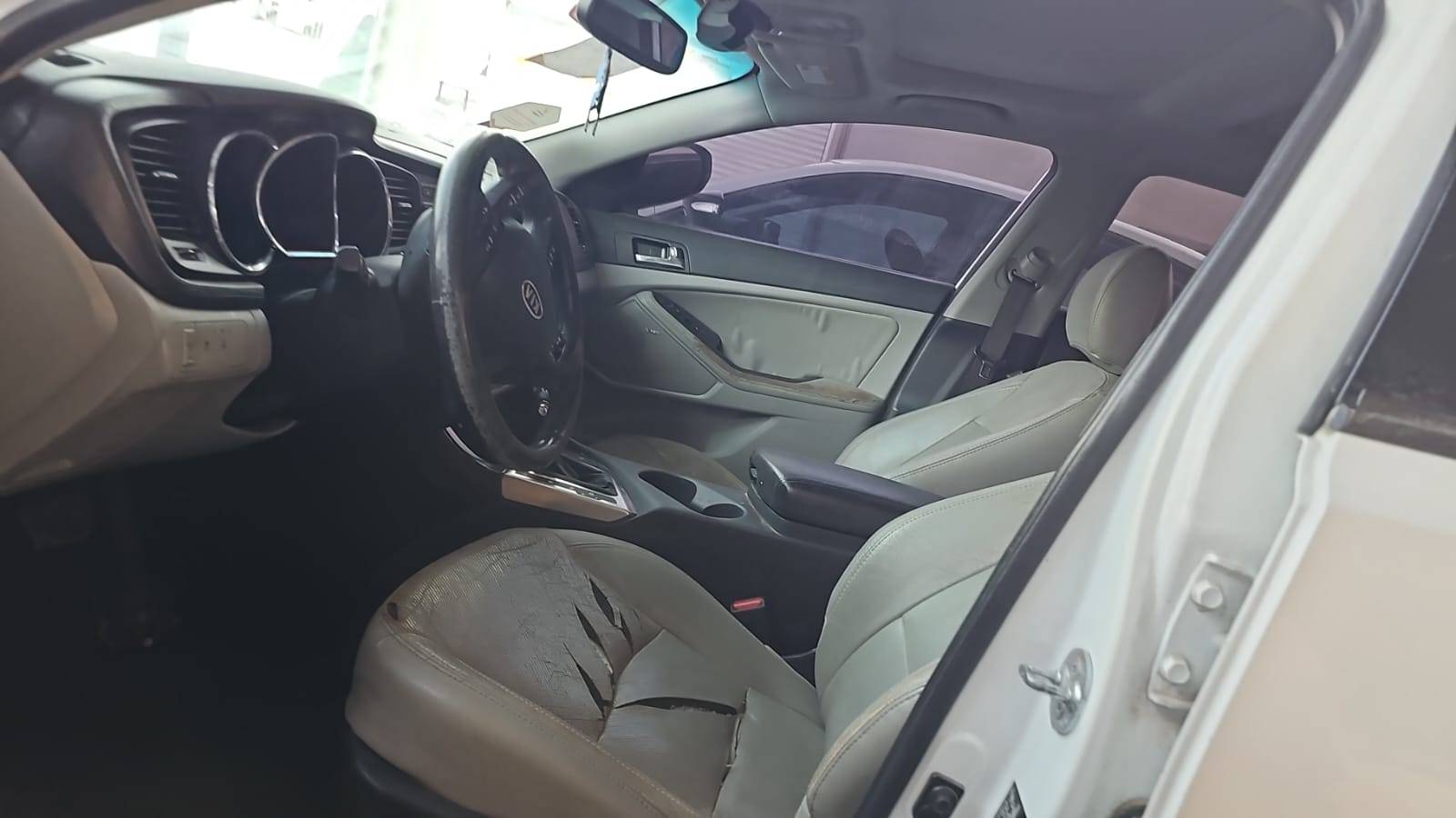 2012 KIA OPTIMA — 178754 Miles — Lot CG078383 — Souq - Marhaba Auctions Used Cars - Image 10