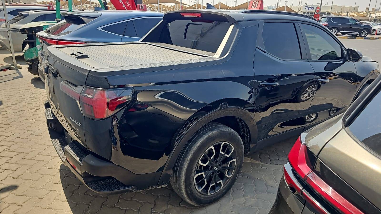 2023 HYUNDAI SANTA CRUZ SEL — sold — 48169 KM — Lot F1PH041948 — Souq - Marhaba Auctions Used Cars - Image 4