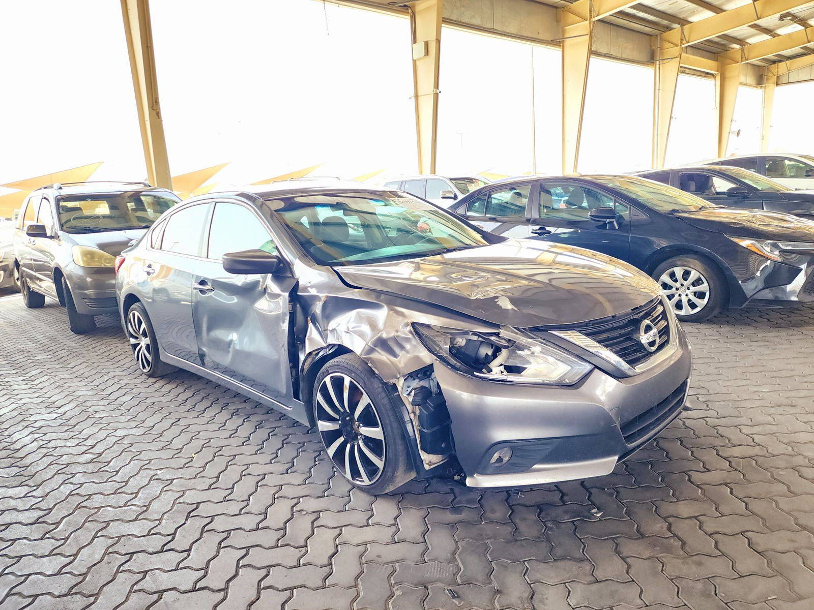 2018 NISSAN ALTIMA — 152998 Miles — Lot 41093413 — Souq - Marhaba Auctions Used Cars - Image 4