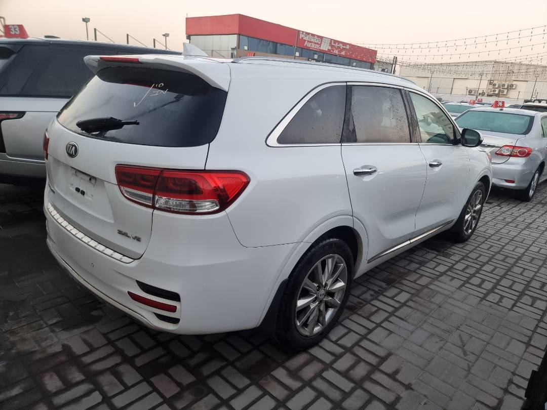 2016 KIA SORENTO — 203732 Miles — Lot 149148 — Ind. 12 - Marhaba Auctions Used Cars - Image 4