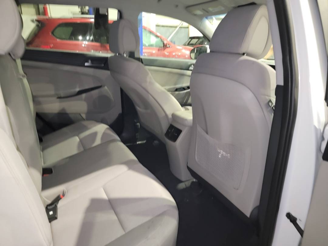 2017 HYUNDAI TUCSON — 60642 Miles — Lot 433889 - Marhaba Auctions Used Cars - Image 5