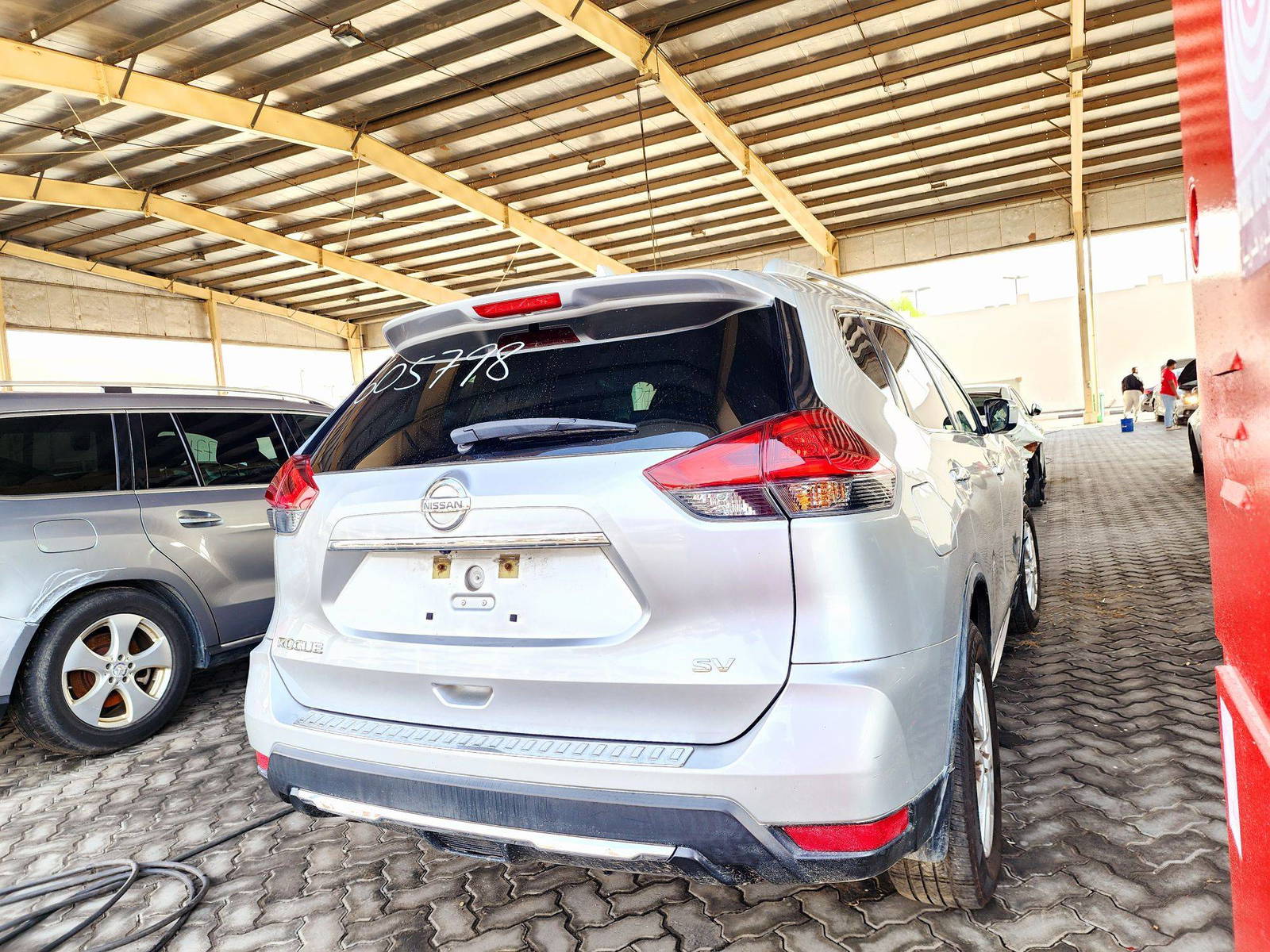 2018 NISSAN ROGUE — 119032 Miles — Lot 39925651 — Souq - Marhaba Auctions Used Cars - Image 3