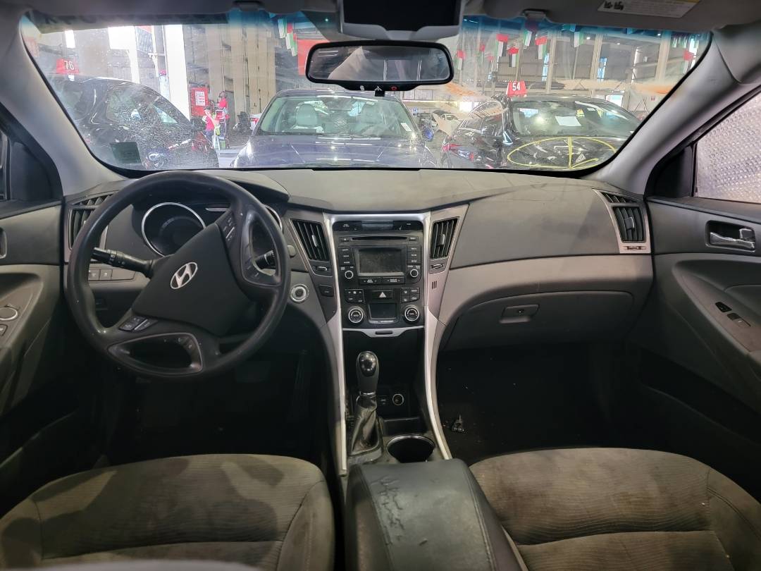2015 HYUNDAI SONATA — 131840 Miles — Lot A137704 — Main - Marhaba Auctions Used Cars - Image 8