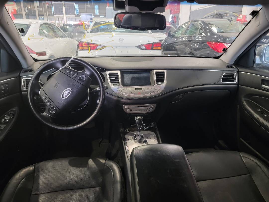 HYUNDAI GENESIS 2014 - Marhaba Auction Used Cars - Image 7