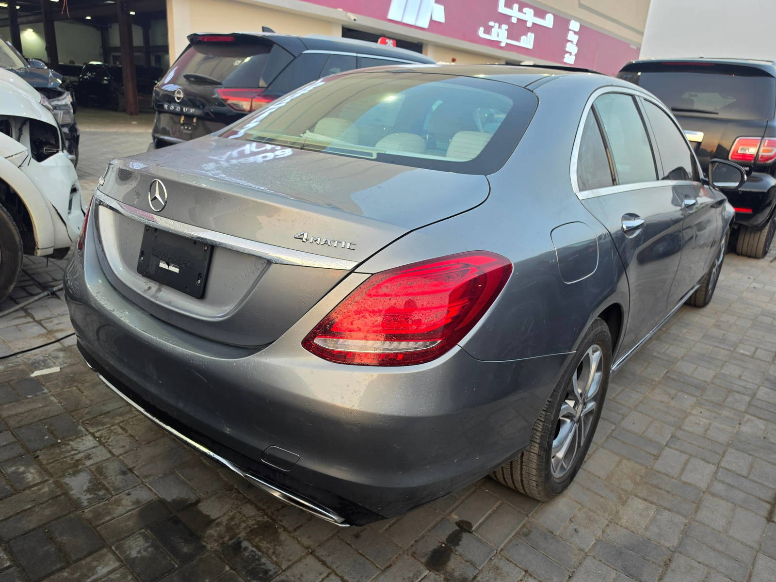 2015 MERCEDES BENZ C300 — 144305 Miles — Lot 2FU061714 - Marhaba Auctions Used Cars - Image 4
