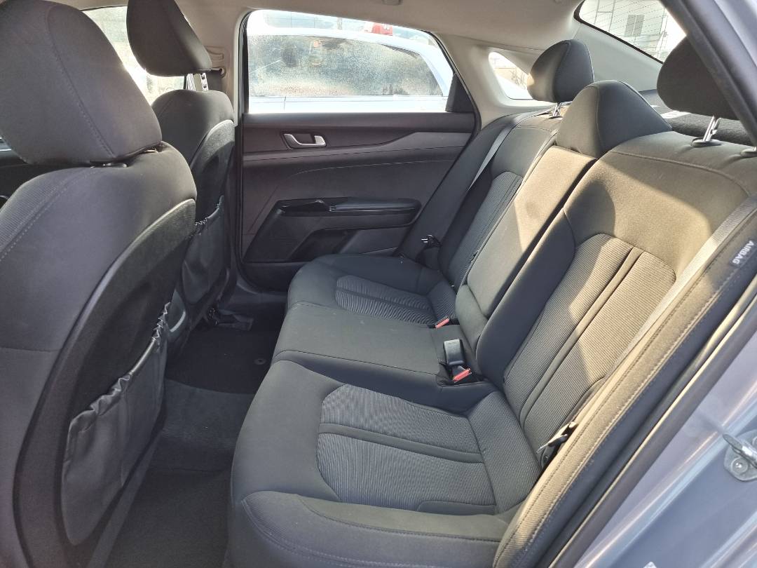 2022 KIA K5 — 31586 Miles — Lot 215487 — Souq - Marhaba Auctions Used Cars - Image 6