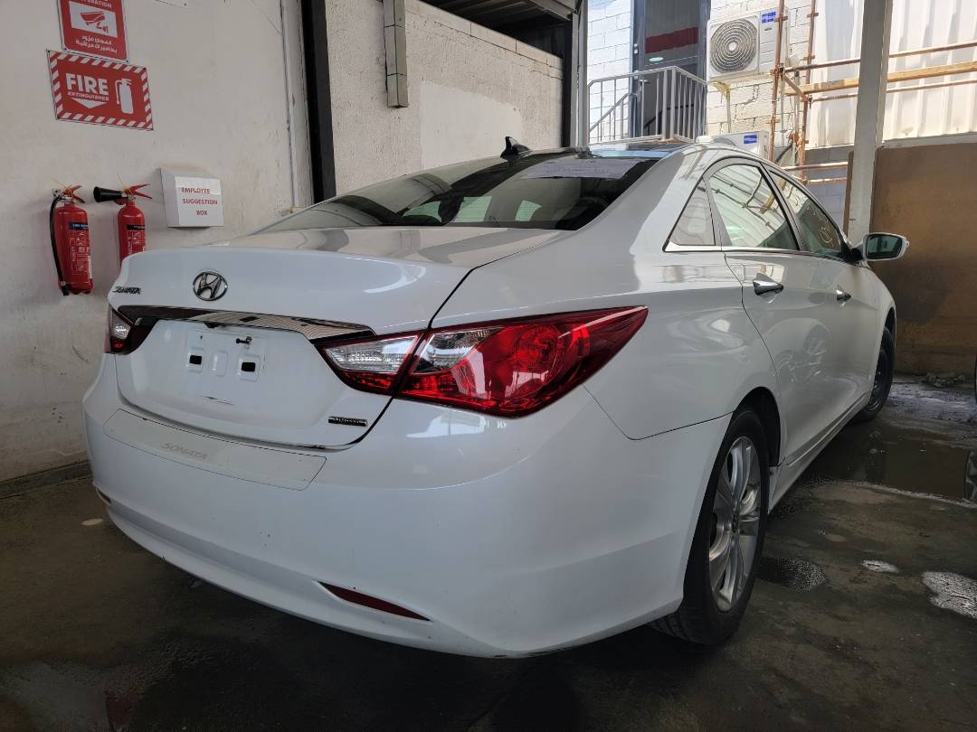 2014 HYUNDAI SONATA — 183719 Miles — Lot H624522 — Main - Marhaba Auctions Used Cars - Image 3