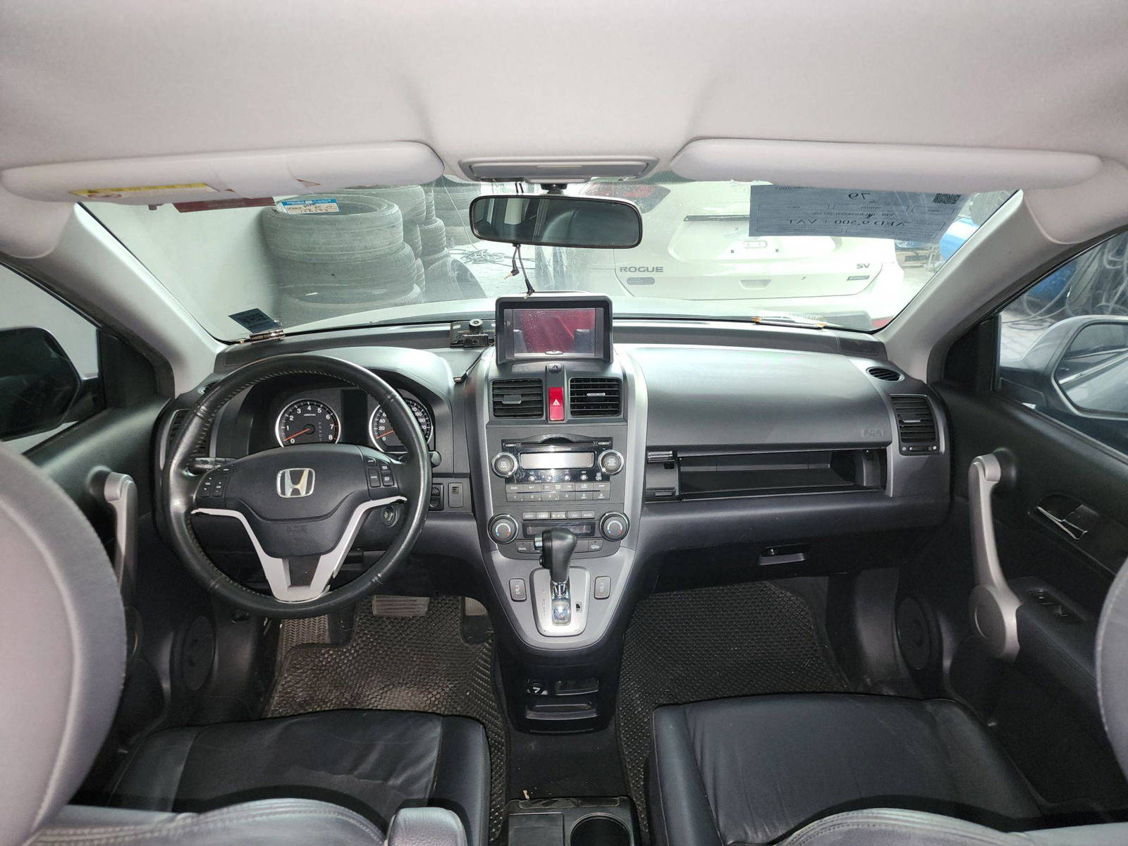 2007 HONDA CR-V — 156505 KM — Lot 201357 — Al Quoz - Marhaba Auctions Used Cars - Image 8