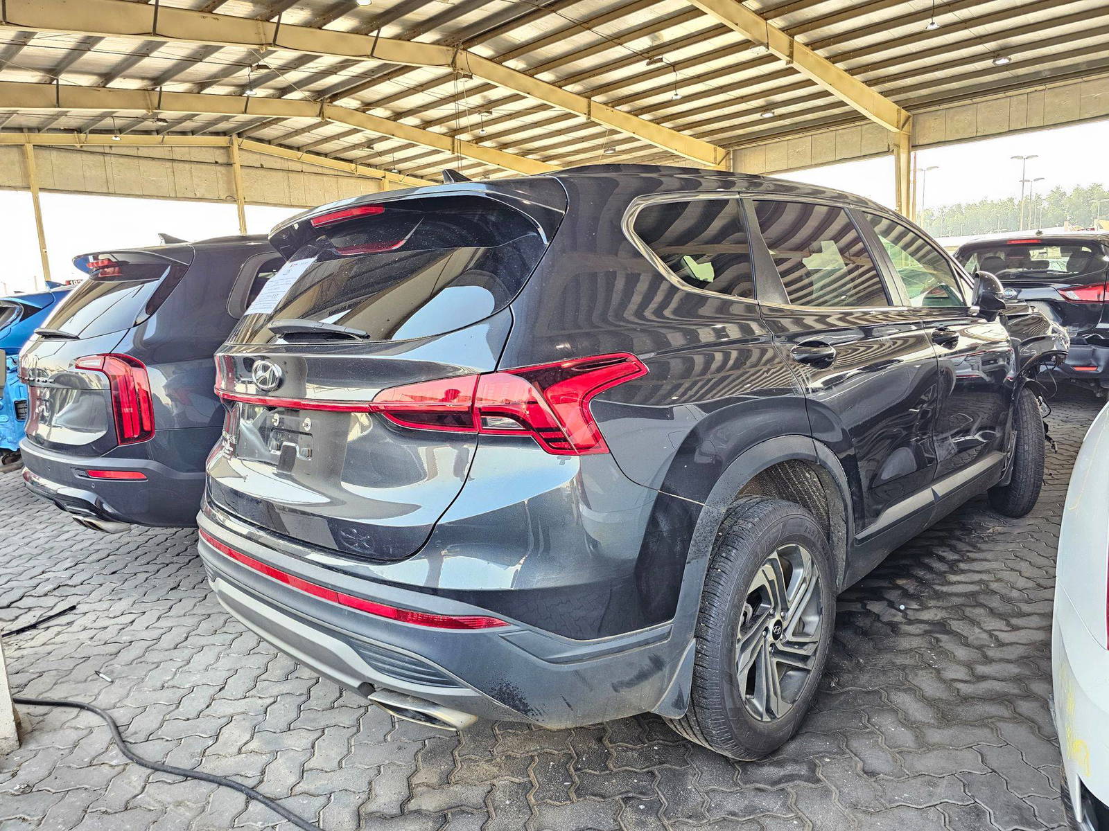 2021 HYUNDAI SANTA FE — 56710 Miles — Lot AJ1MH347234 — Souq - Marhaba Auctions Used Cars - Image 3
