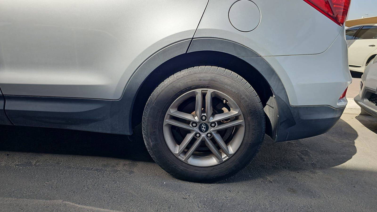 HYUNDAI SANTA FE 2017 - Marhaba Auction Used Cars - Image 8