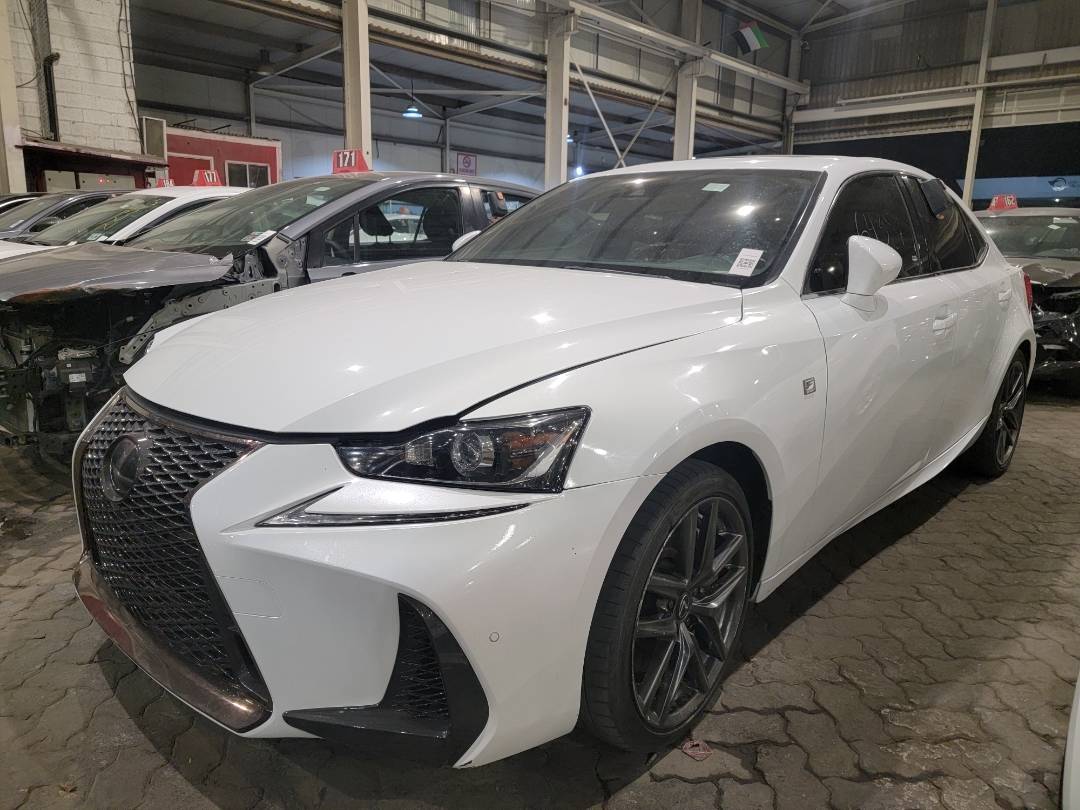 2019 LEXUS IS 300 — 103671 KM — Lot 5085016 — Main - Marhaba Auctions Used Cars - Image 4