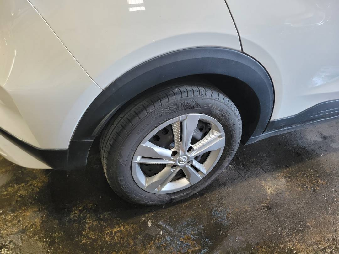2021 NISSAN KICKS — 97864 Miles — Lot ML469657 - Marhaba Auctions Used Cars - Image 5