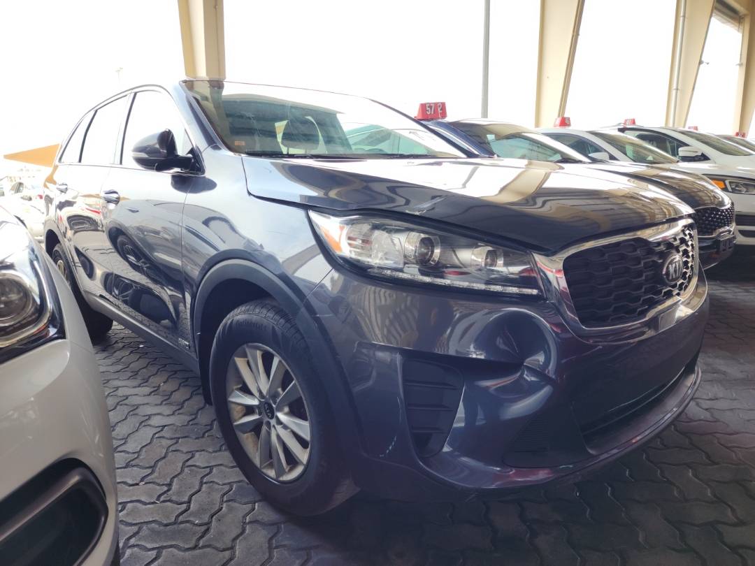 2019 KIA SORENTO — 114119 Miles — Lot 45412974 — Souq - Marhaba Auctions Used Cars - Image 3