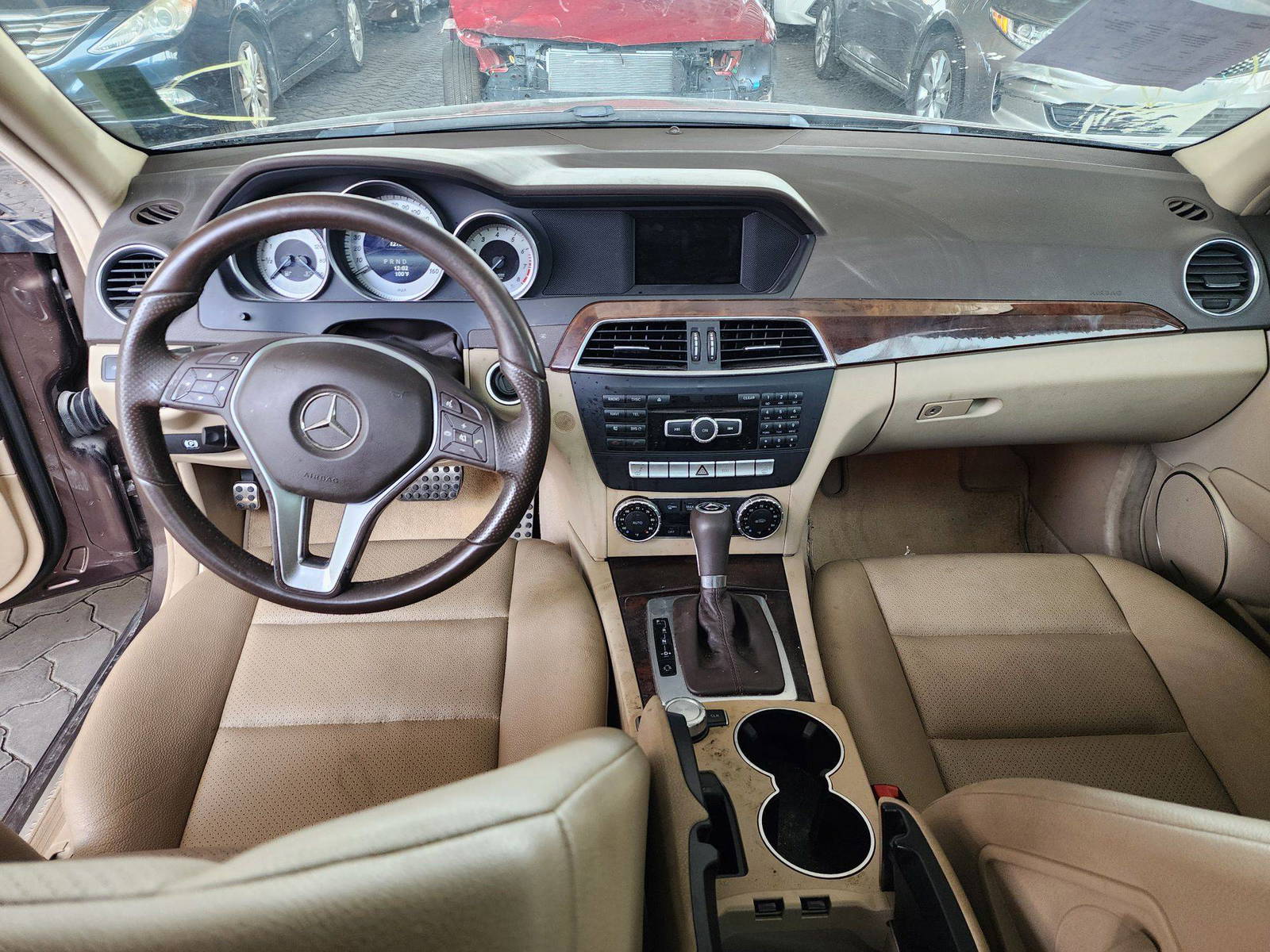 2014 MERCEDES BENZ C300 — 121823 Miles — Lot 42997505 — Souq - Marhaba Auctions Used Cars - Image 7
