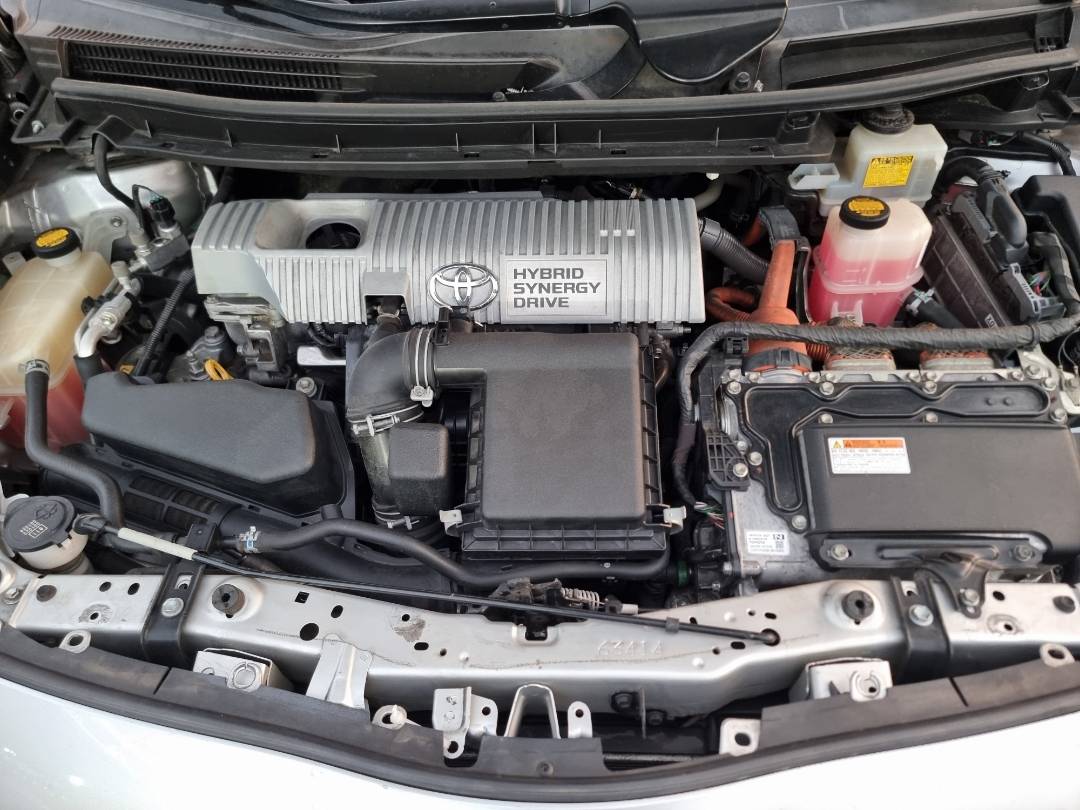 2014 TOYOTA PRIUS — 137774 Miles — Lot 757883 — Ind. 12 - Marhaba Auctions Used Cars - Image 9