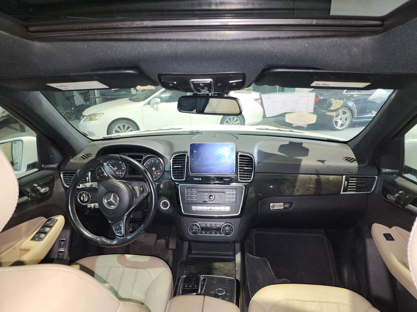 MERCEDES BENZ GLS 450 2018 - Marhaba Auction Used Cars - Image 8